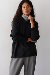 Women The Heavy Cotton Knit V-Neck Sweater