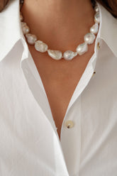 Women The June White Pearl Choker