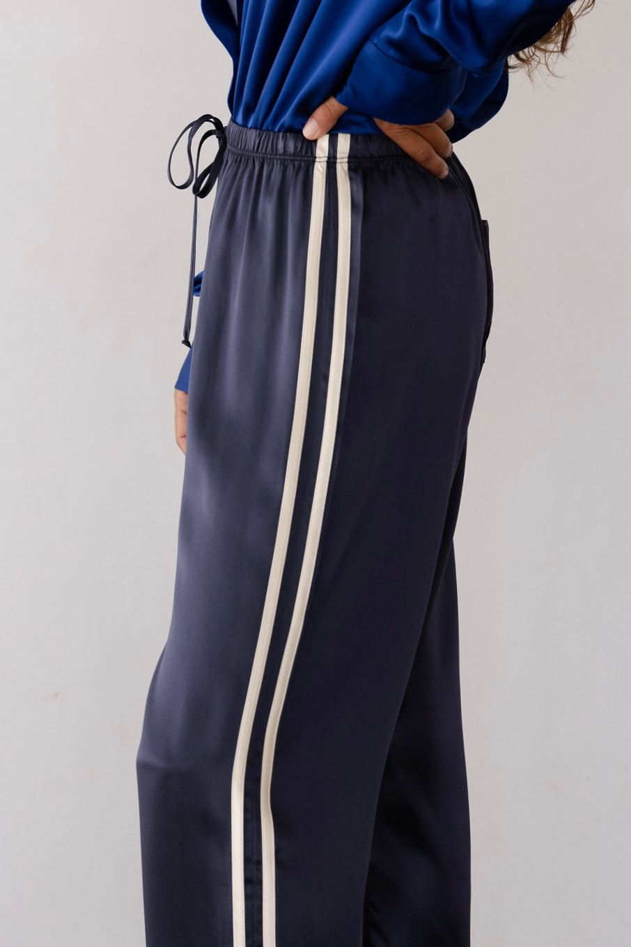 Women The Silk Stripe Crop Pant