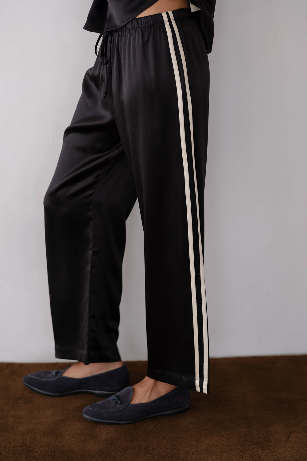 Women The Silk Stripe Crop Pant