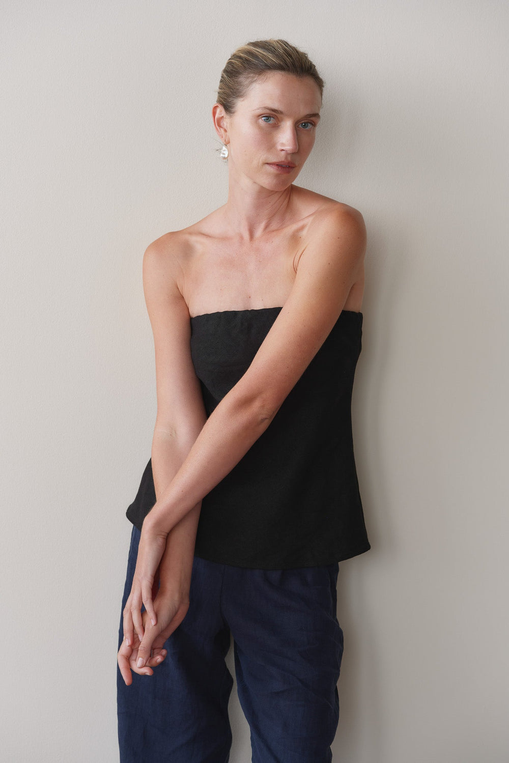 Women Jet Linen Tube Top