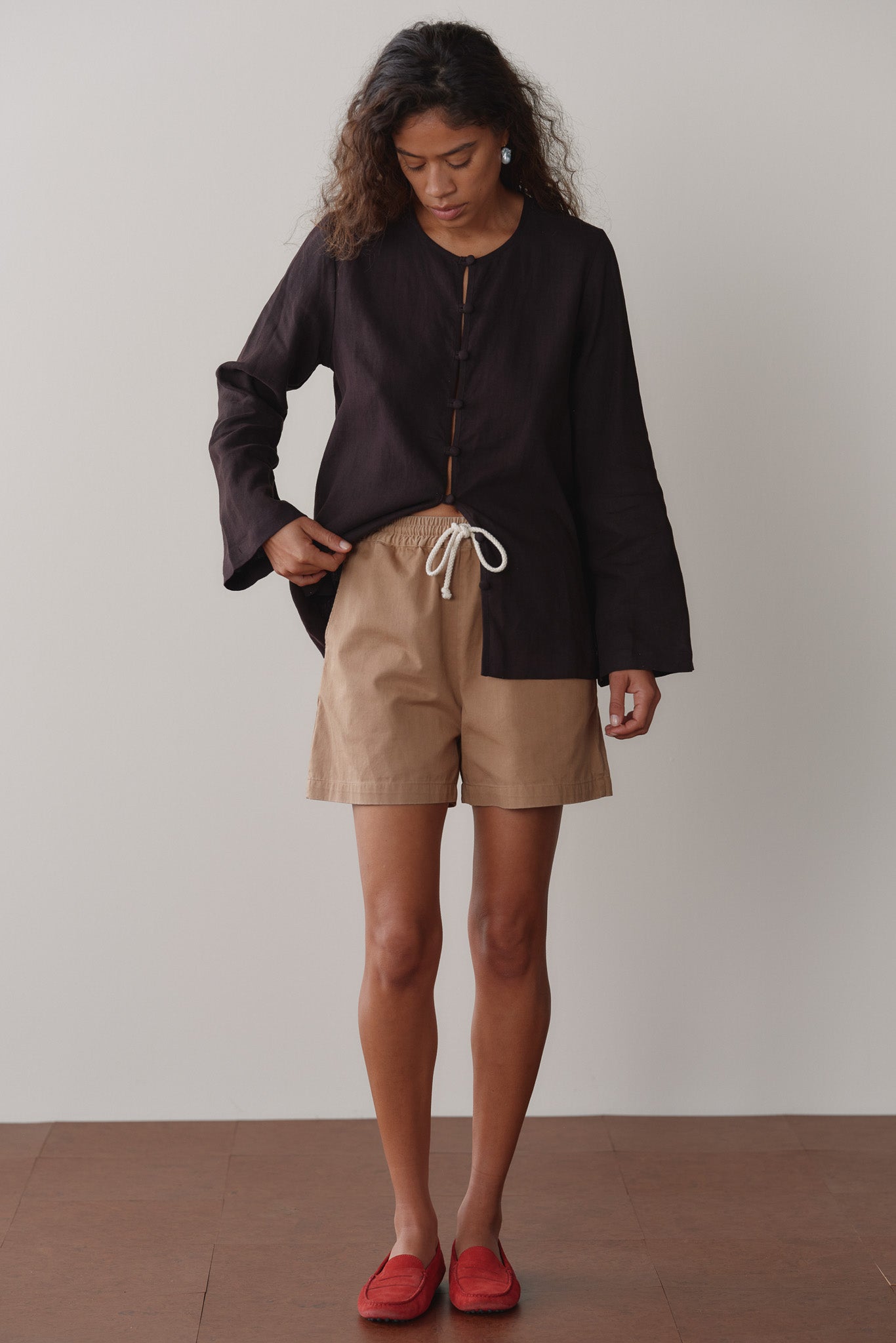 Women Espresso Linen Loop Shirt