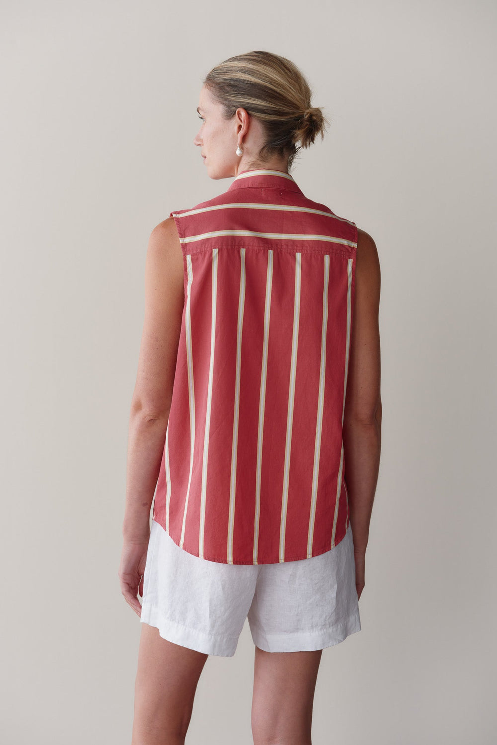 Women The Pop Sleeveless Shirt