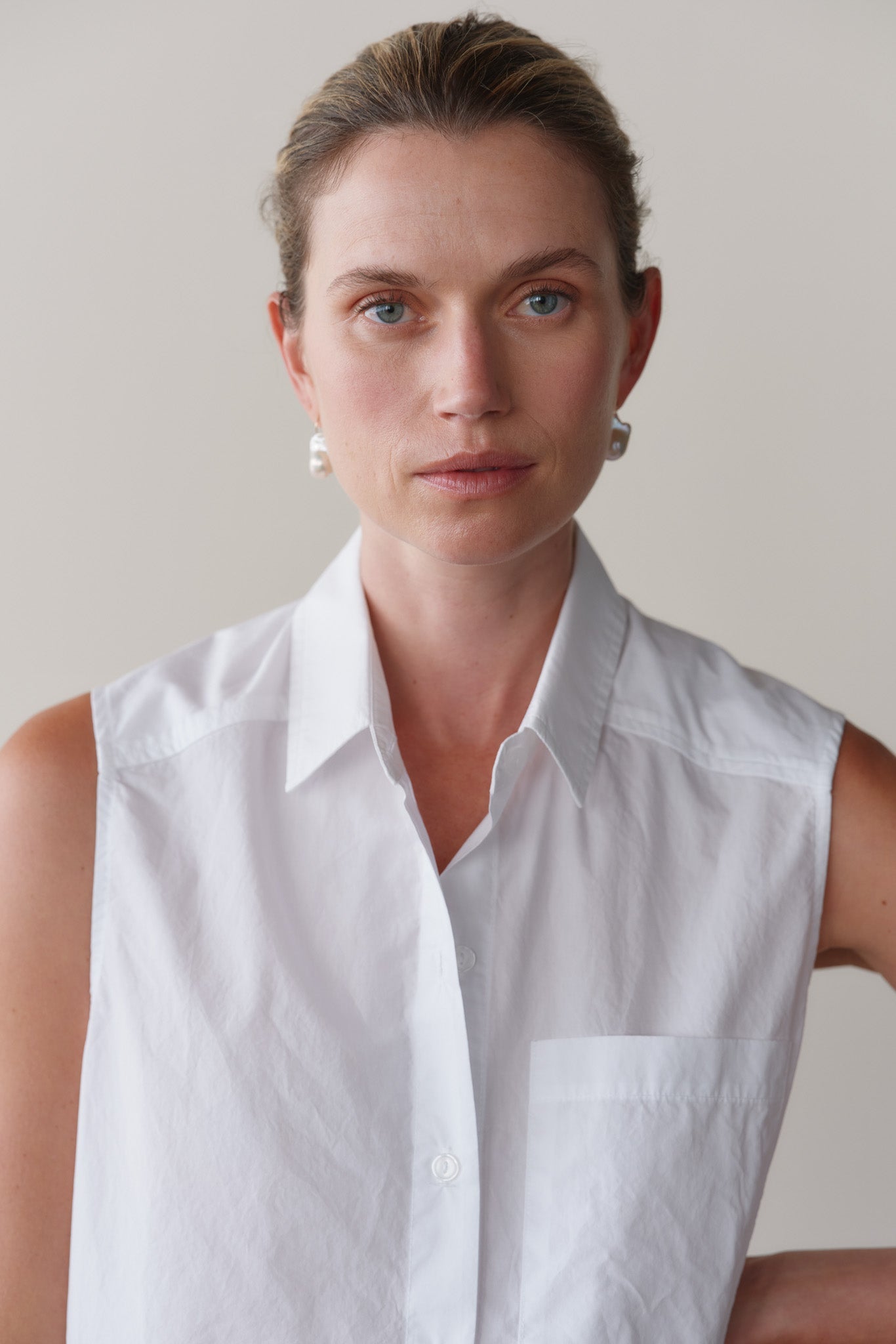 Women The Pop Sleeveless Shirt