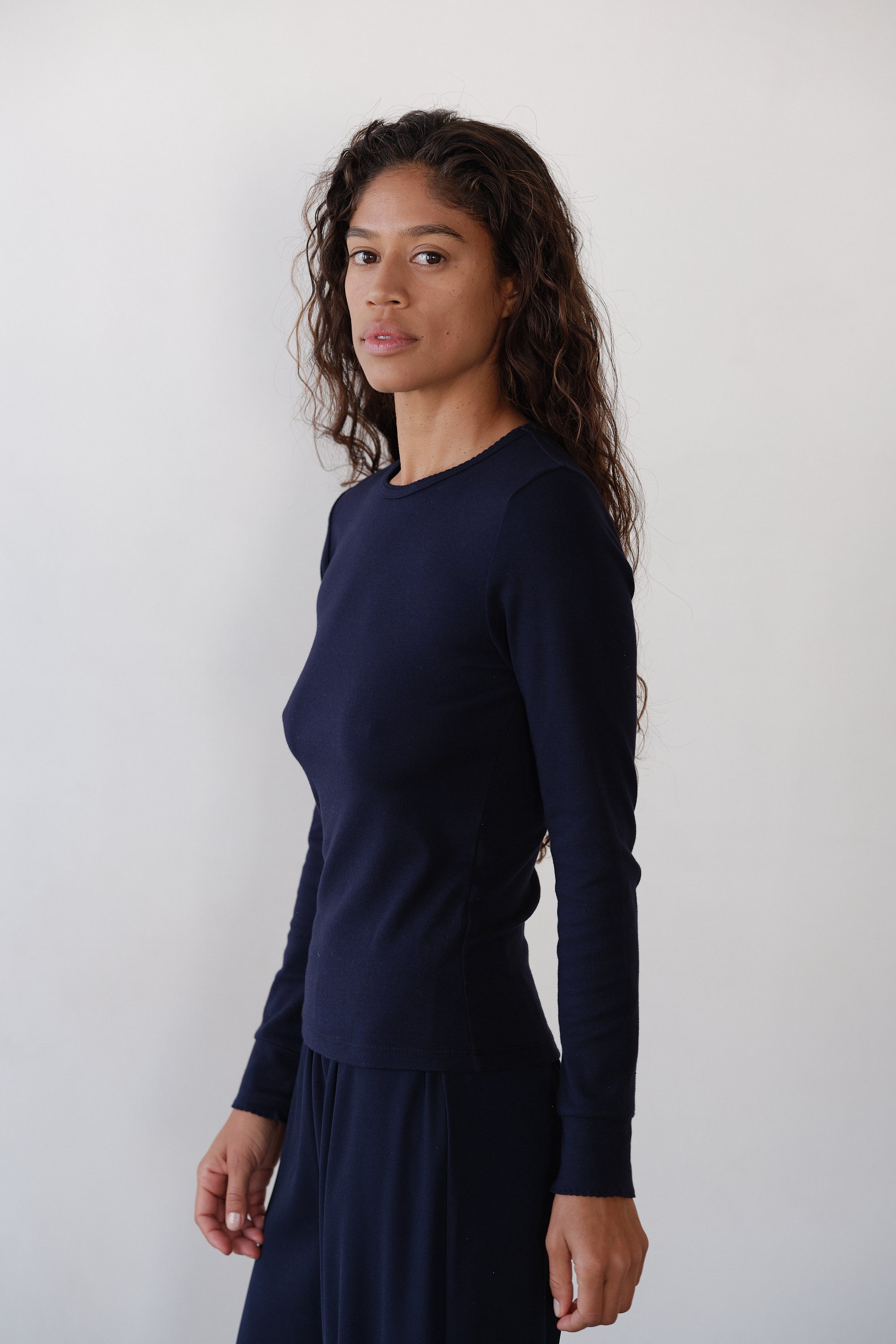 Women The Baby Rib Scallop Long Sleeve