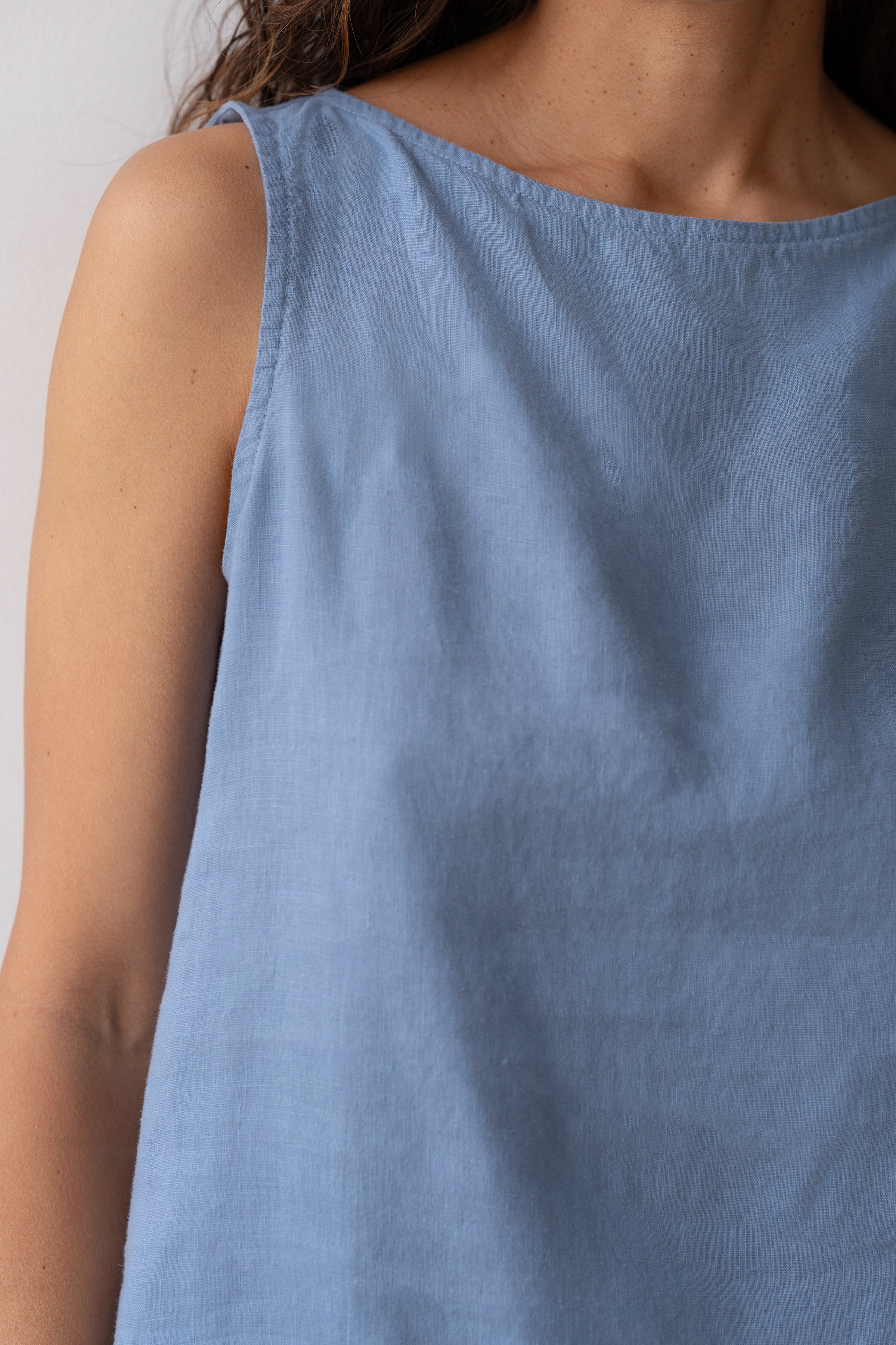 Women The Linen Shell