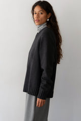 Women The Heavy Cotton Knit V-Neck Sweater