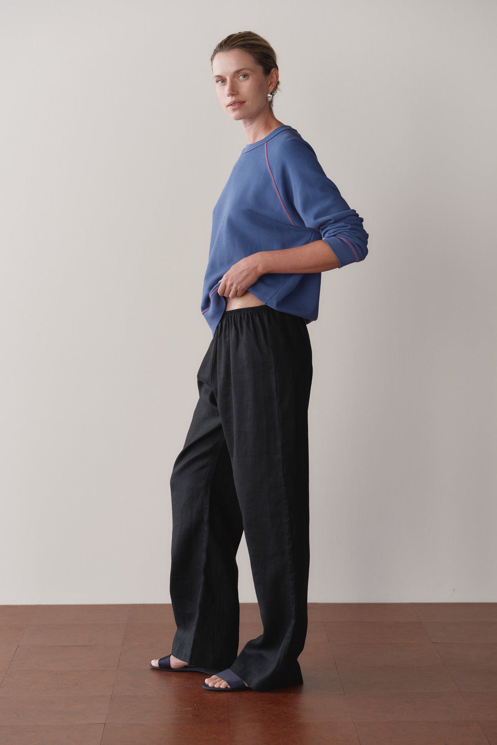 Women Jet Linen Simple Pant