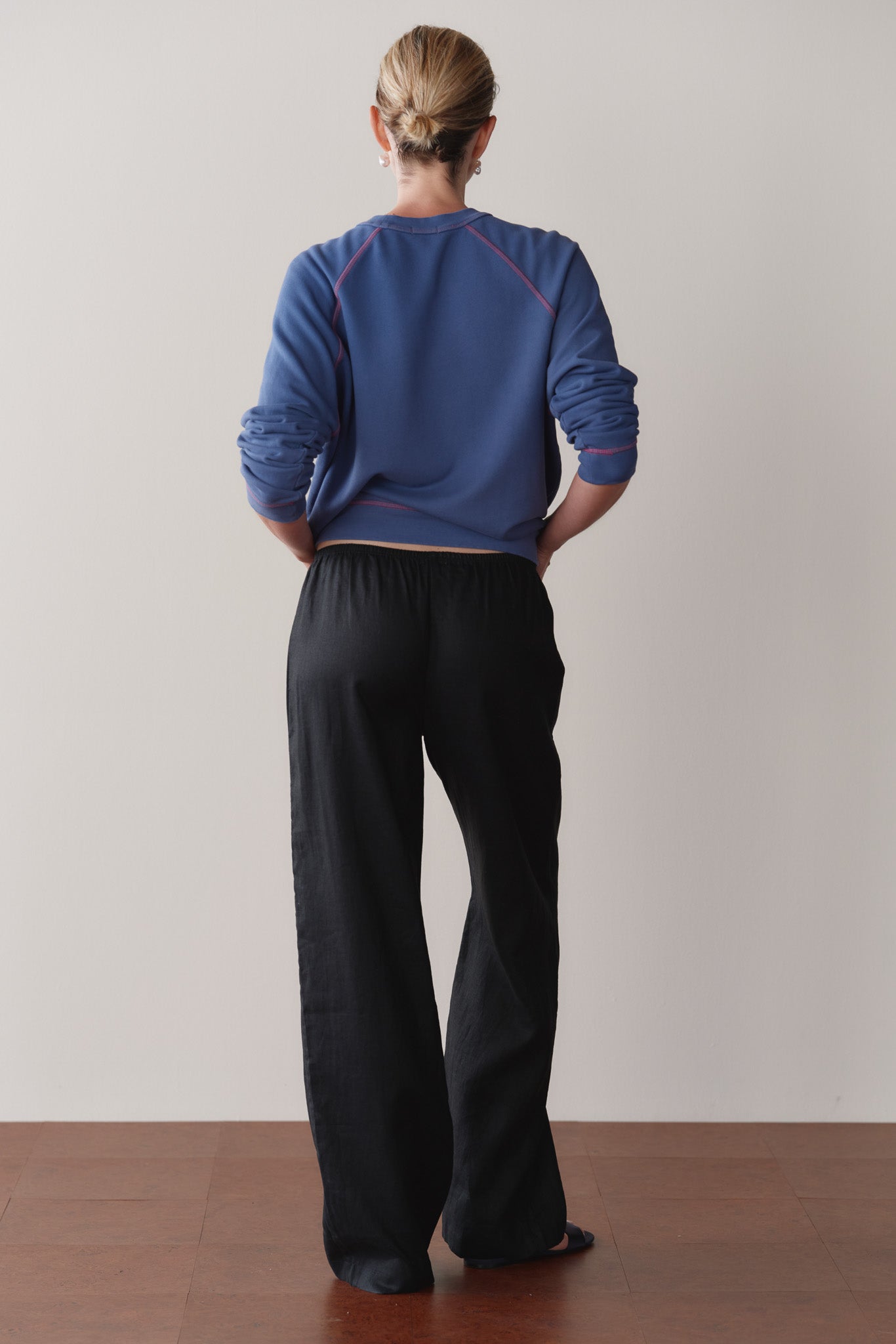 Women Jet Linen Simple Pant