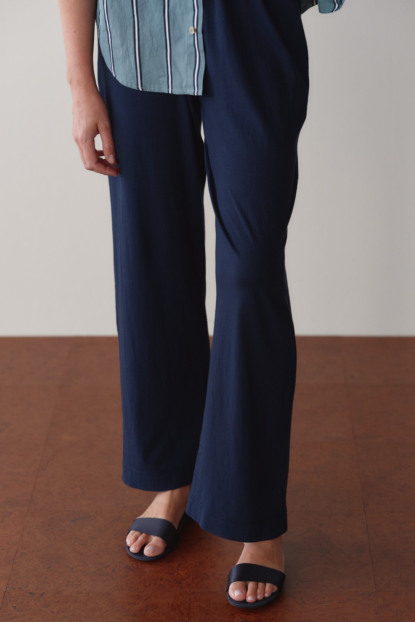 Women The Jersey Simple Crop Pant