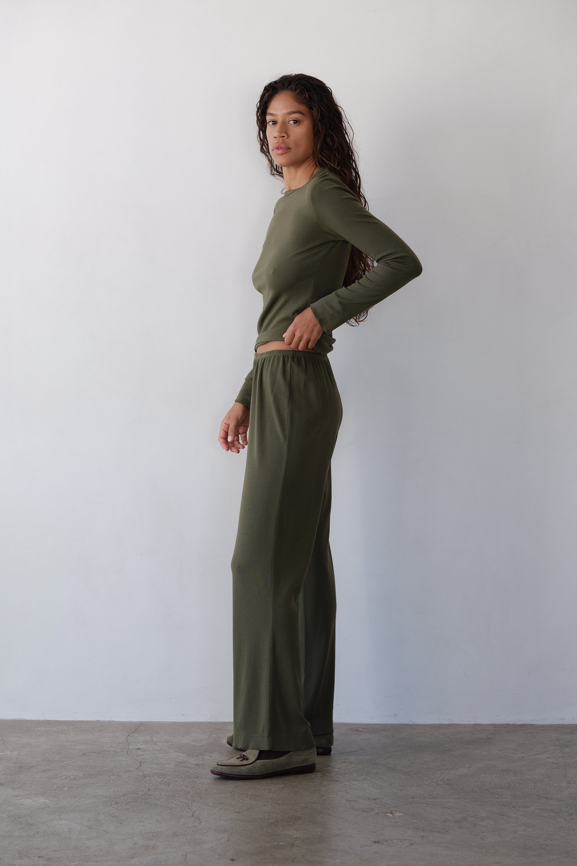 Women The Baby Rib Scallop Pant
