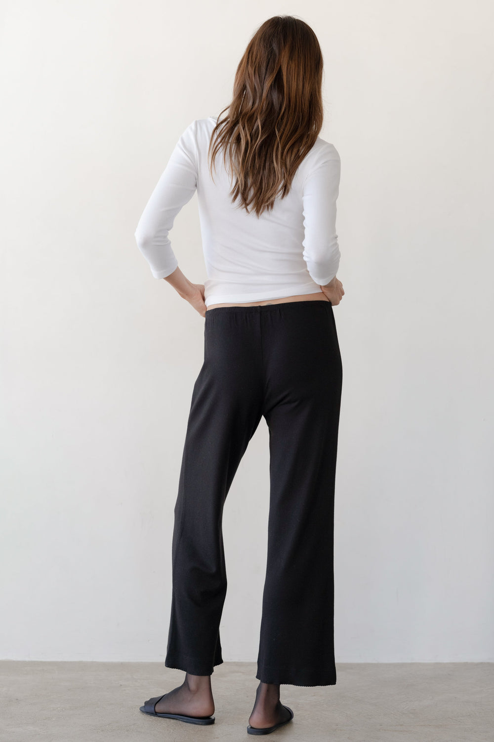 Women The Baby Rib Scallop Pant