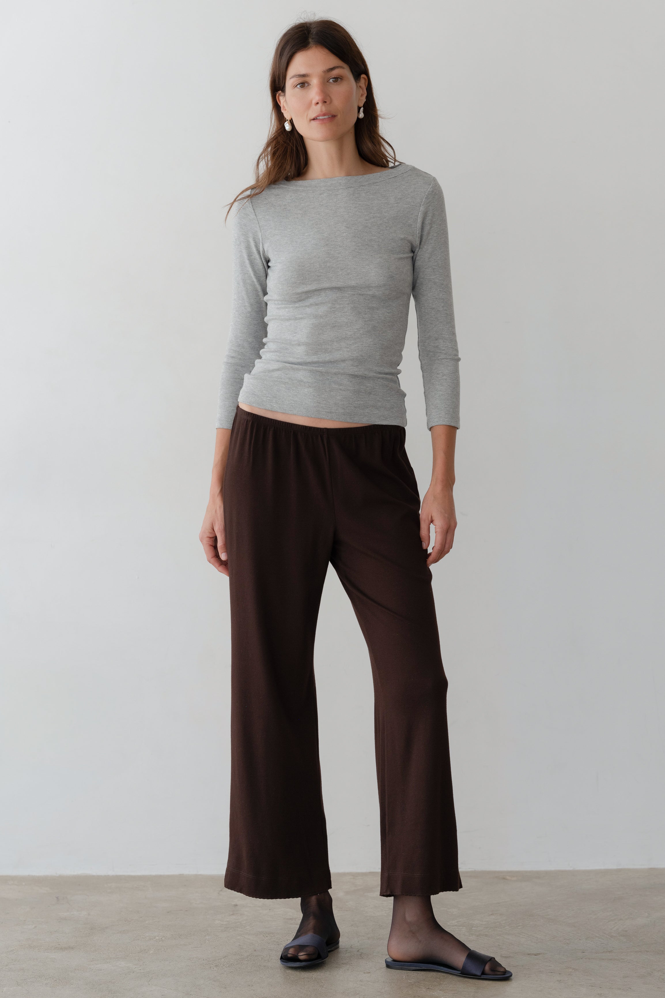 Women The Baby Rib Scallop Pant
