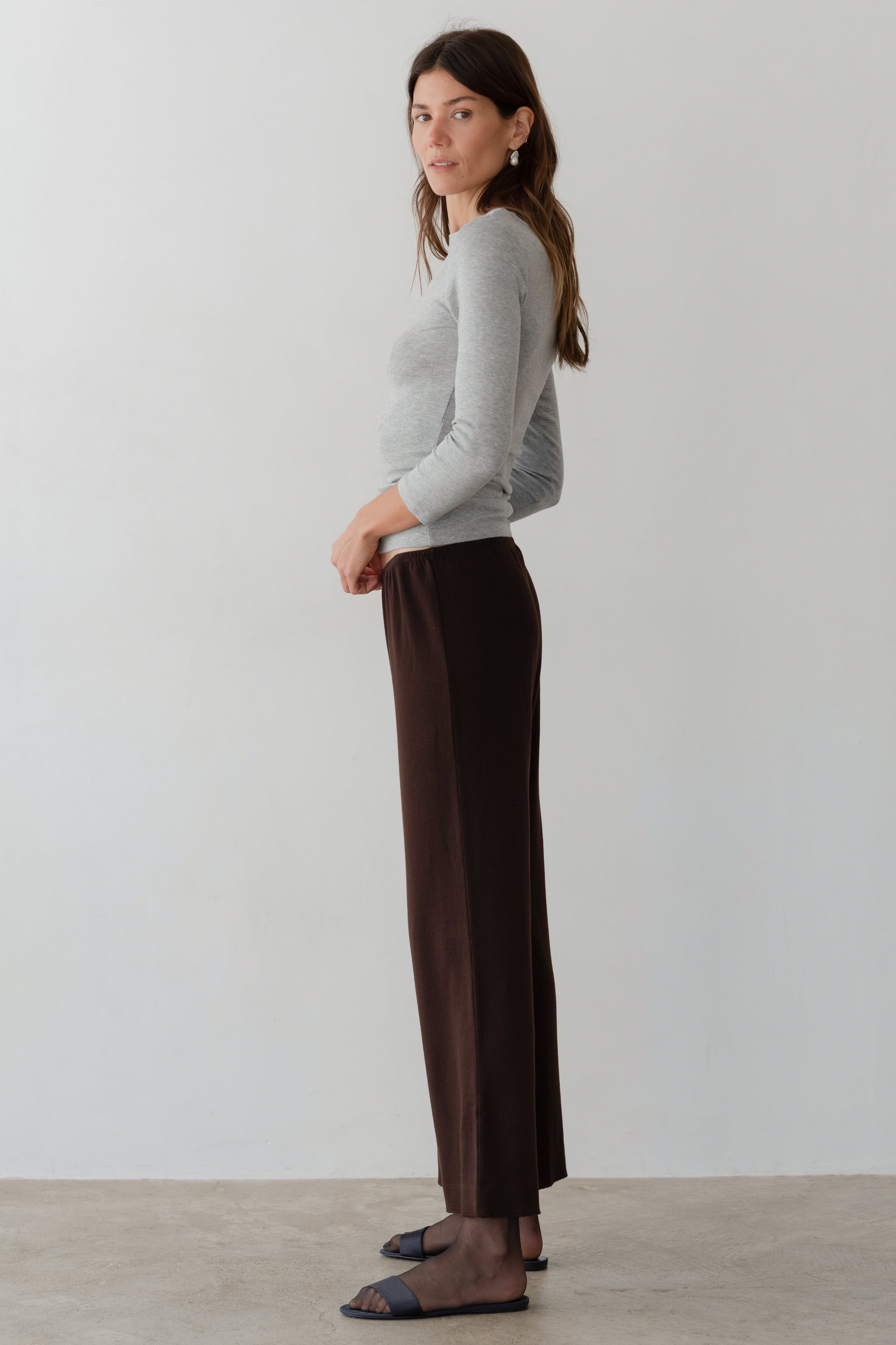 Women The Baby Rib Scallop Pant