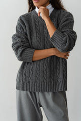 Women The Cable V-Neck Sweater