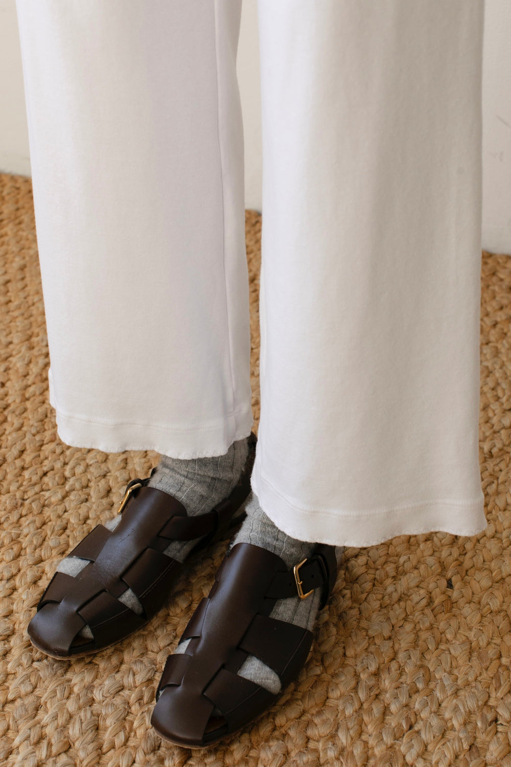 Women Powder Baby Rib Scallop Pant