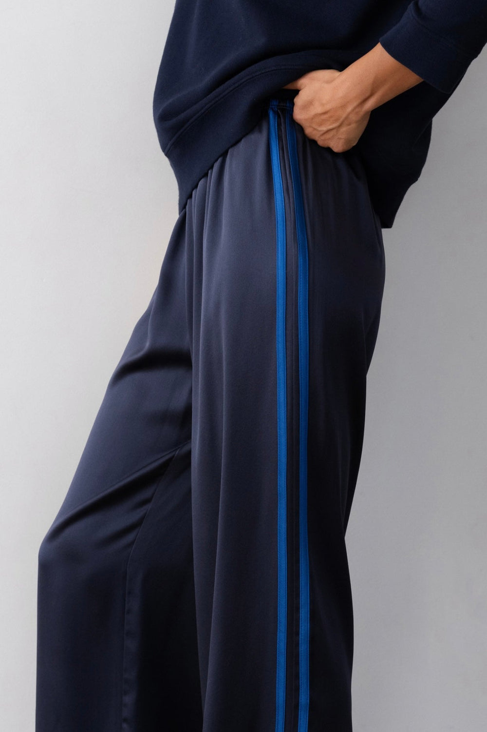 Women The Silk Stripe Simple Pant