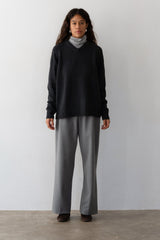 Women The Heavy Cotton Knit V-Neck Sweater