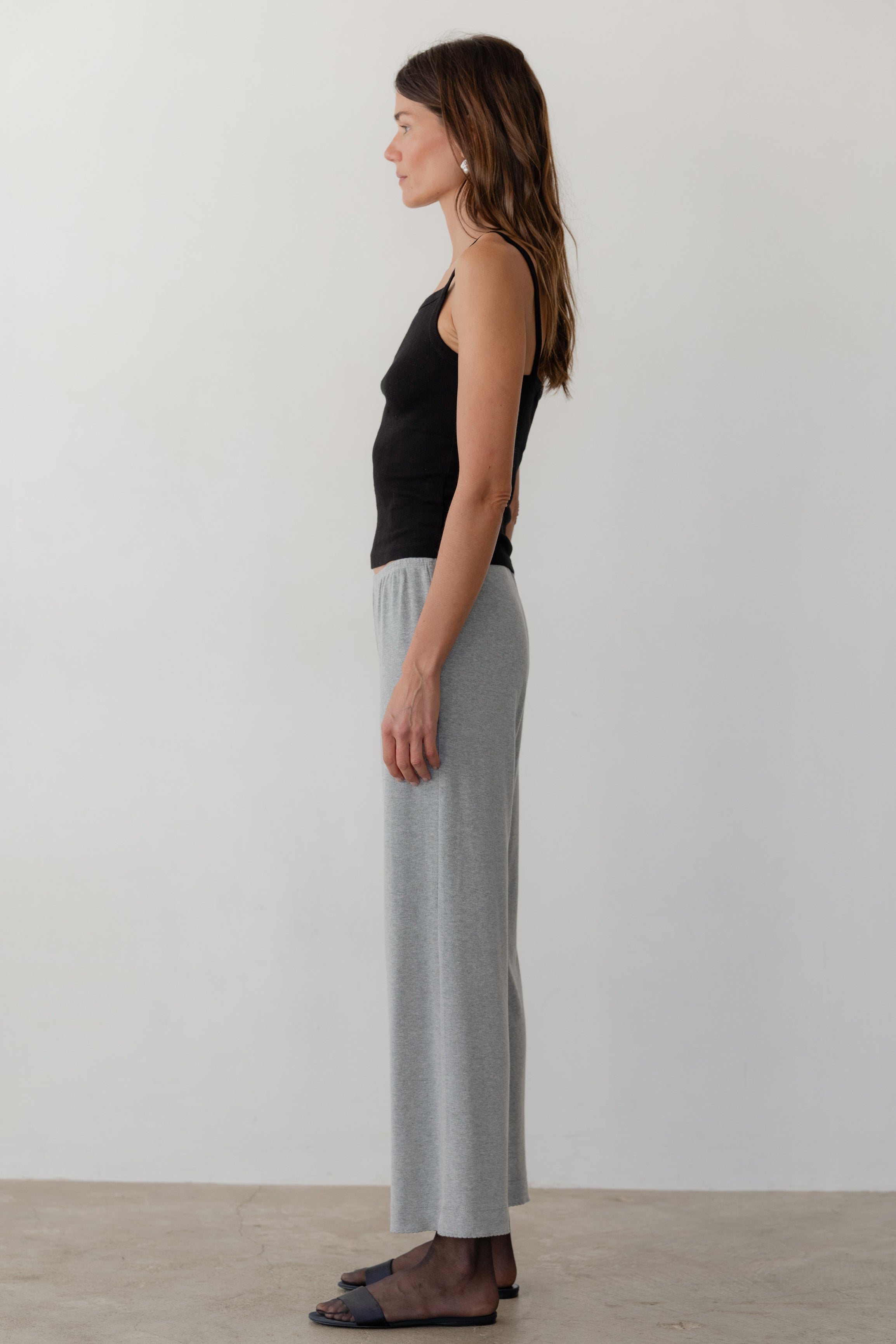 Women Heather Grey Baby Rib Scallop Pant