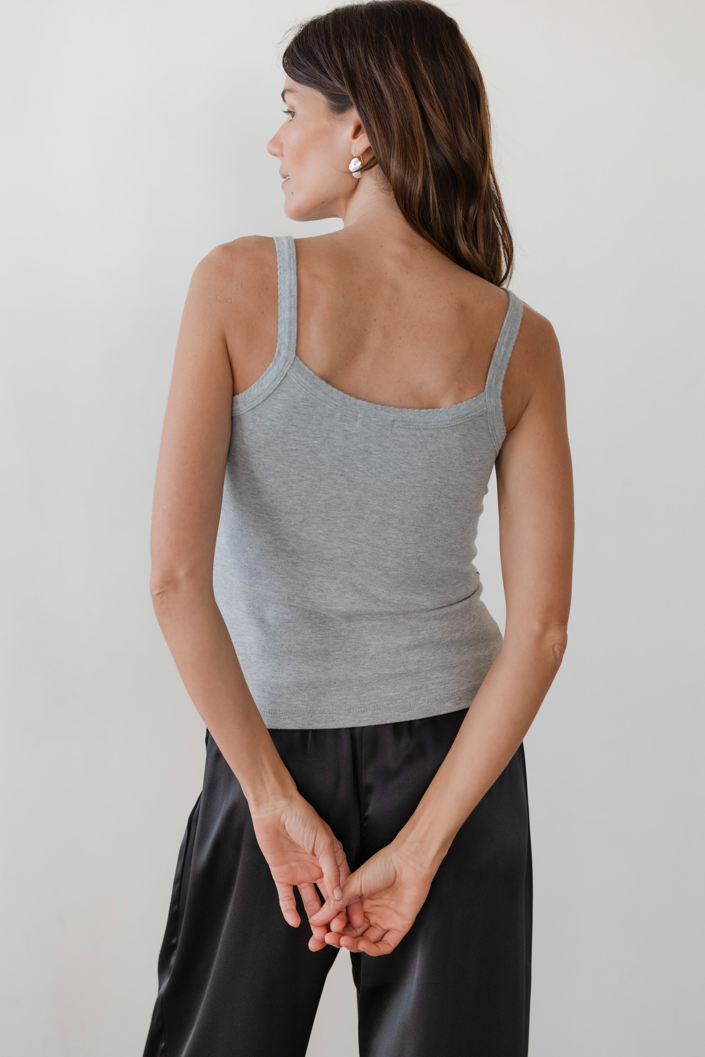 Women Heather Grey Baby Rib Scallop Tank