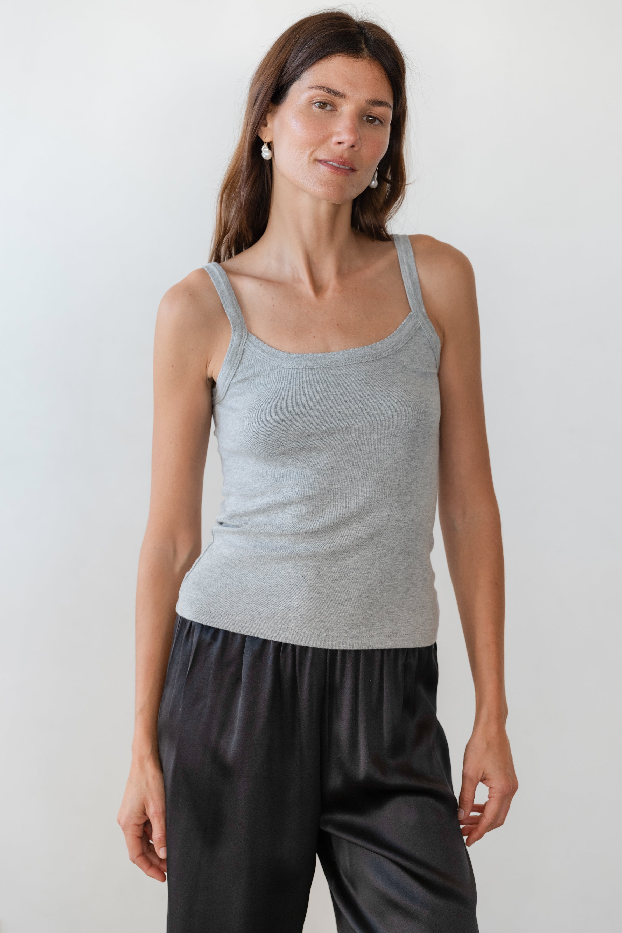Women Heather Grey Baby Rib Scallop Tank