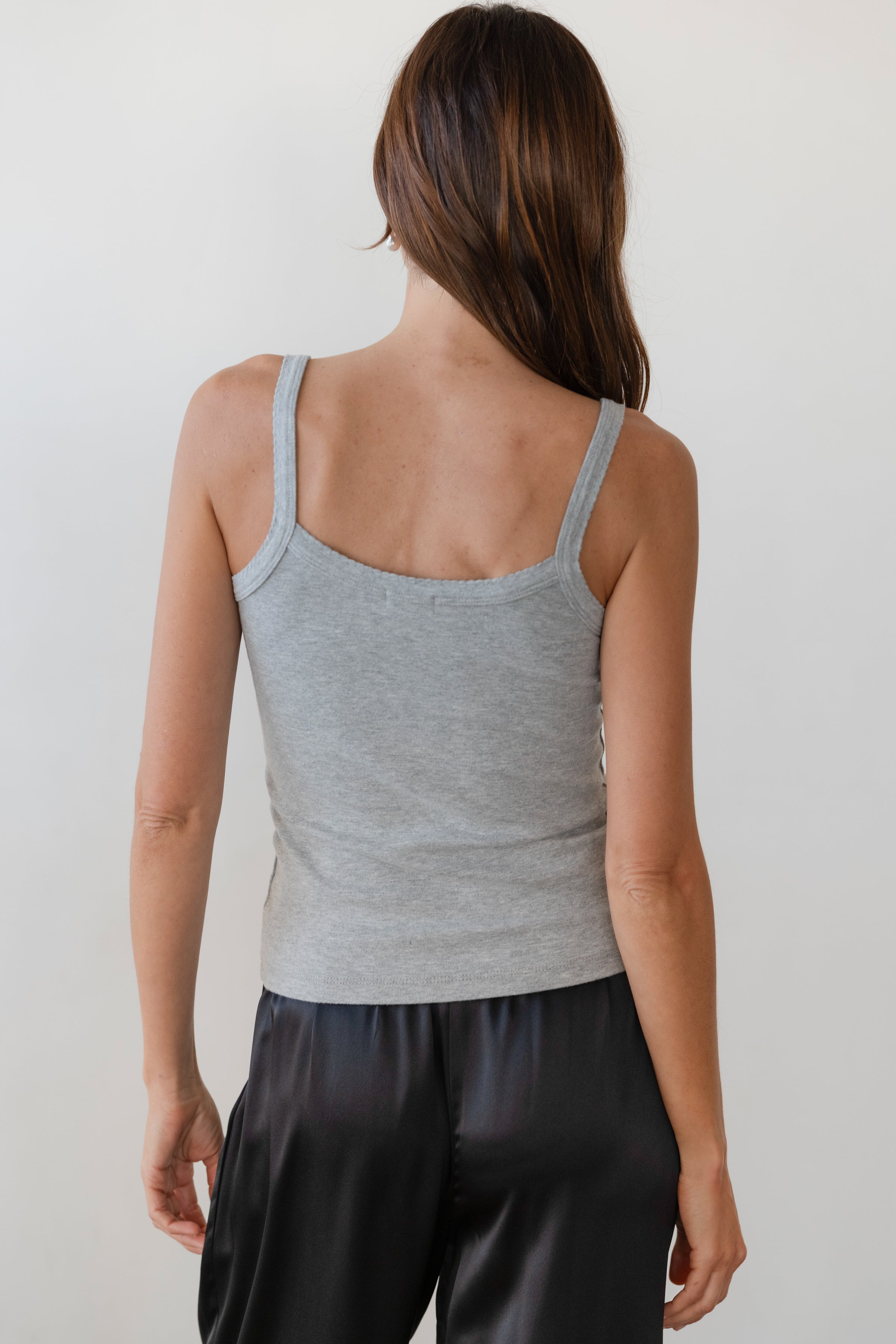 Women Heather Grey Baby Rib Scallop Tank