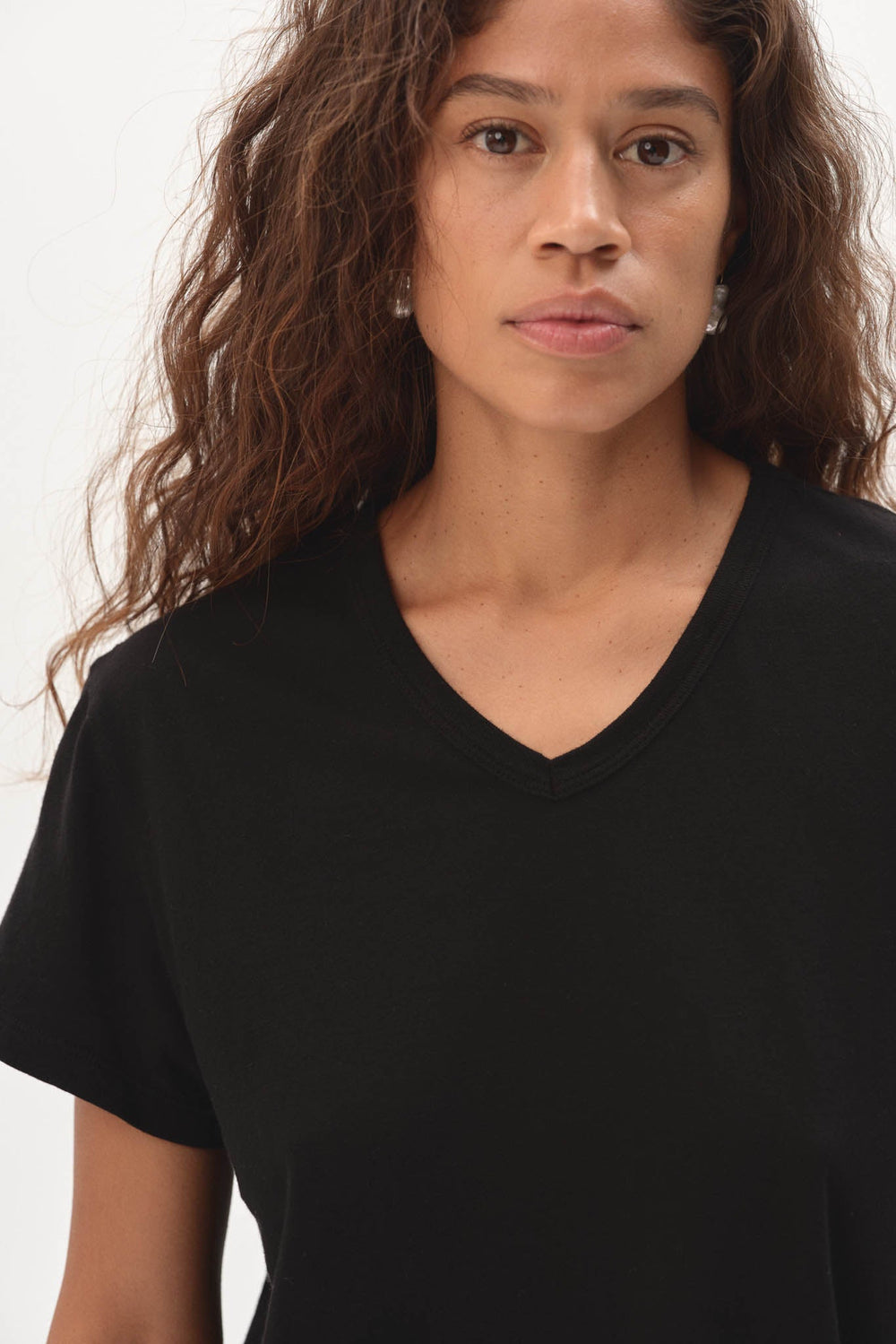 Women The Jersey V-Neck Tee